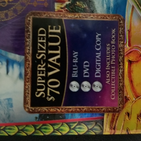 The chronicles of Narnia.  2 dvds.  New.  Includes collectible photo book - Picture 4 of 6